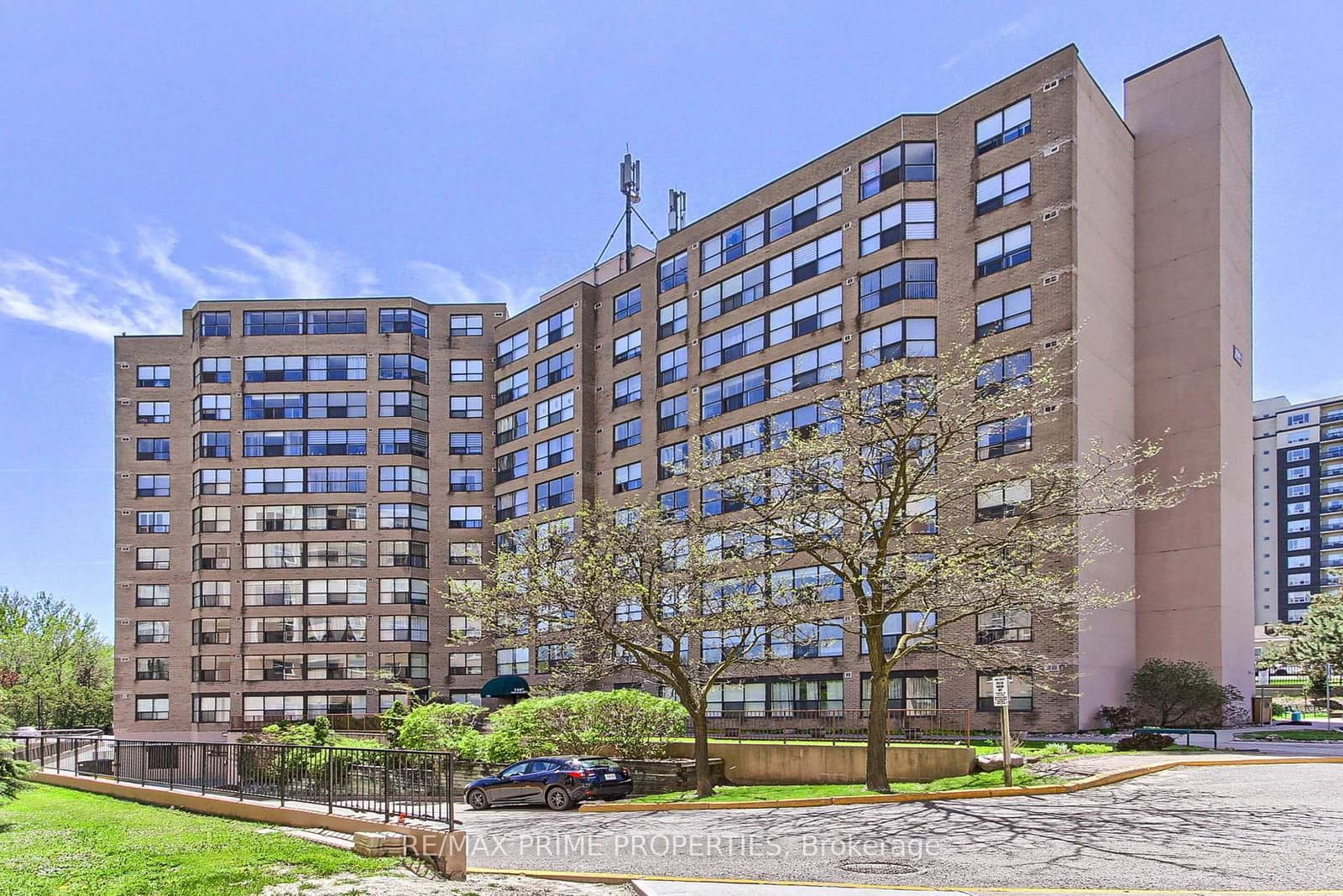#603 - 250 Davis Drive
