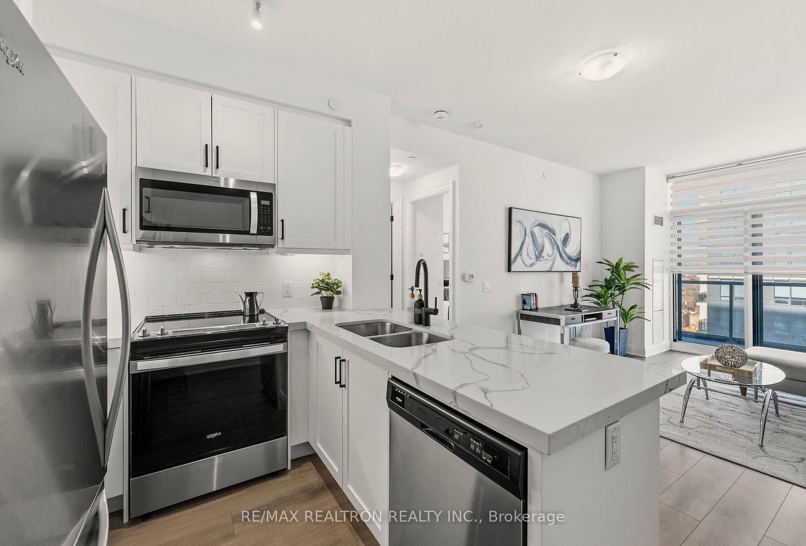 #1301 - 20 Gatineau Drive N