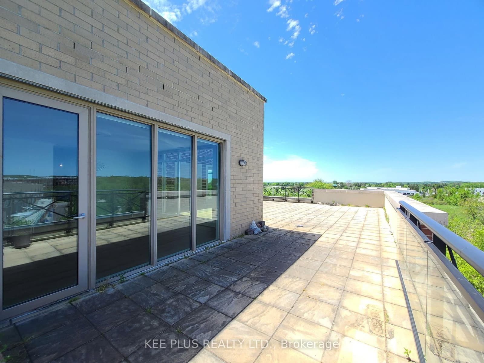 35 Baker Hill Boulevard, Unit PH9