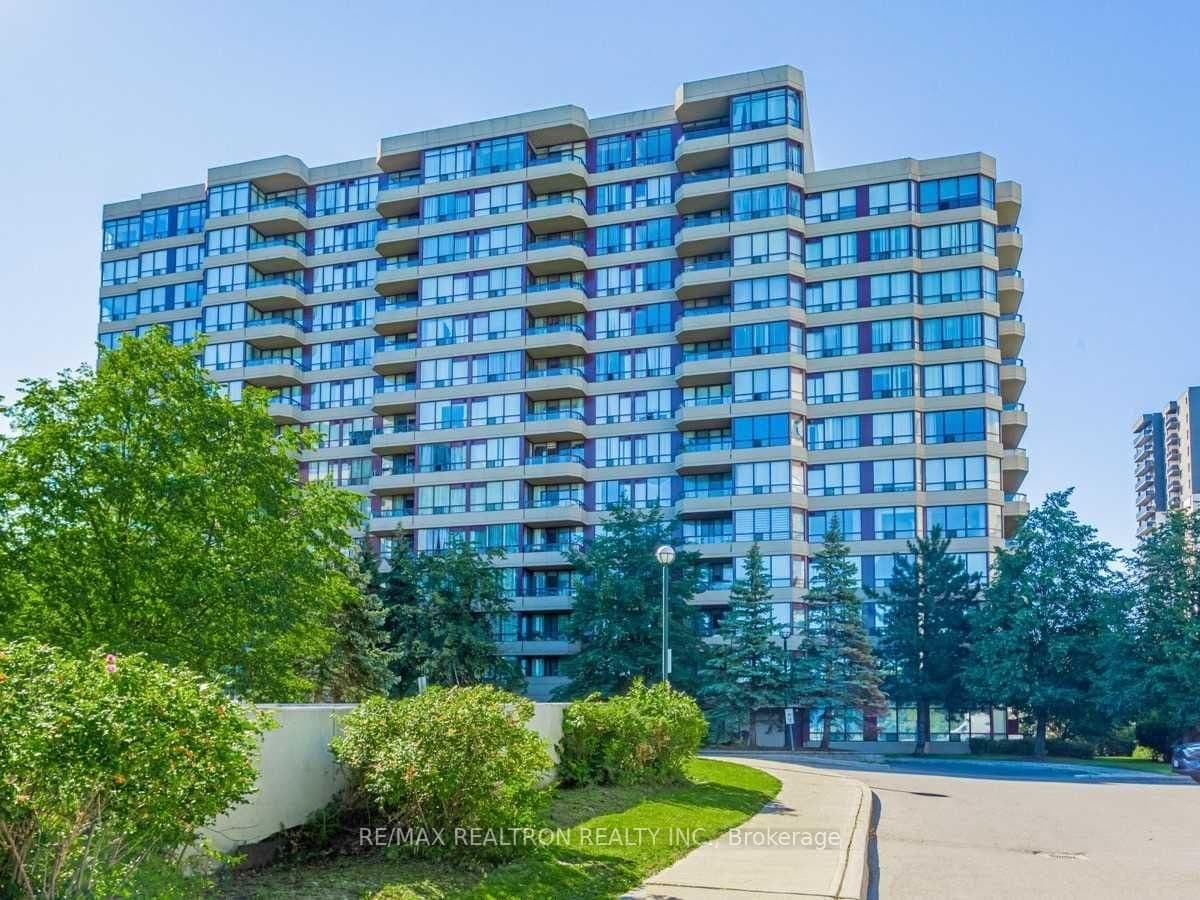 #Ph206 - 91 Townsgate Drive