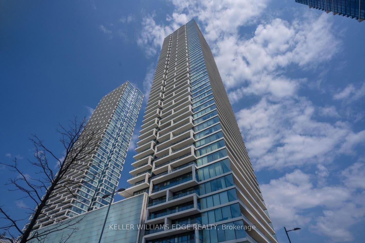 #2005 - 950 Portage Parkway