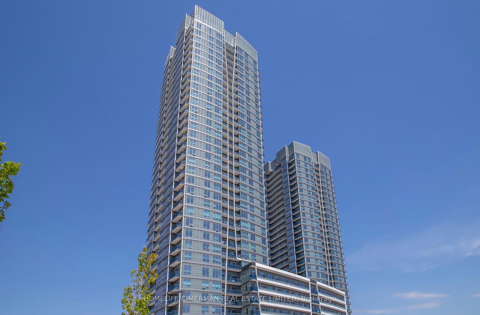 #Suite A - 2008 - 30 Upper Mall Way