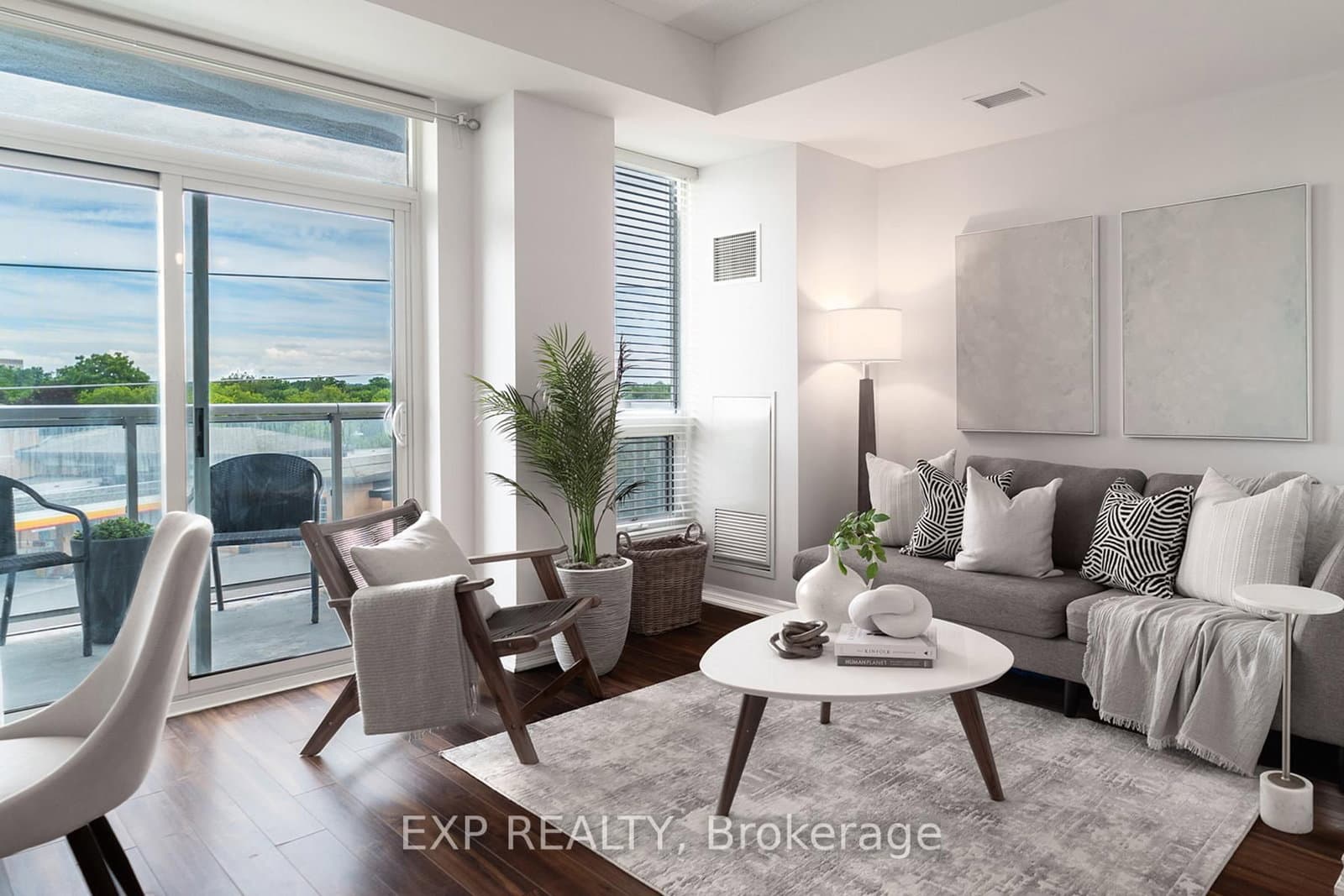 #323 - 8323 Kennedy Road