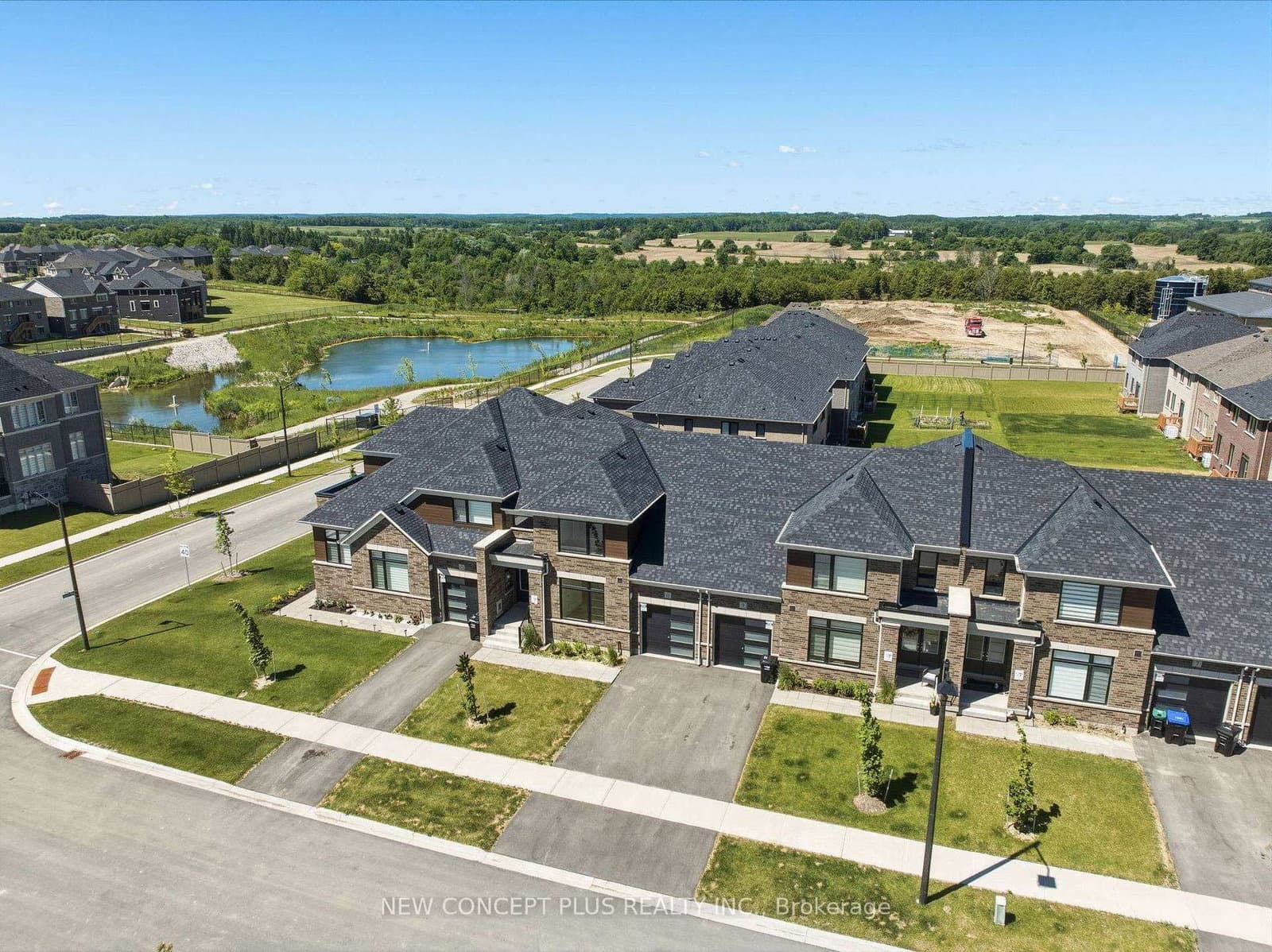 11 Bayberry Drive