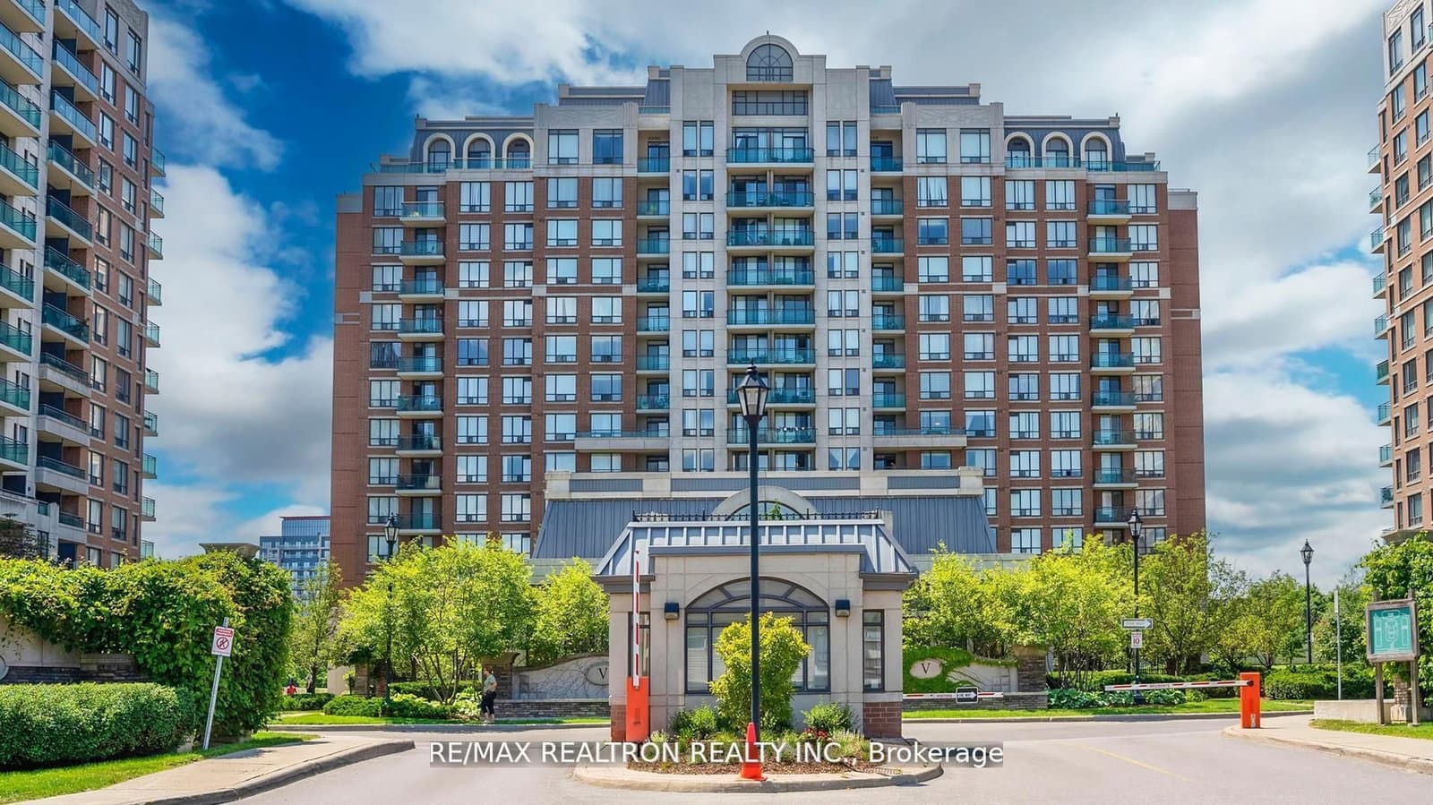 #103 - 330 Red Maple Road