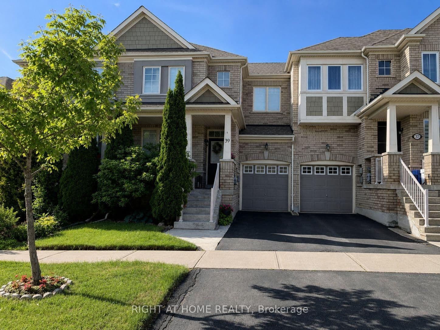 39 Pexton Avenue