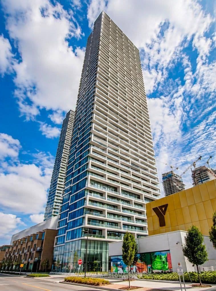 5 Buttermill Avenue, Unit 2008