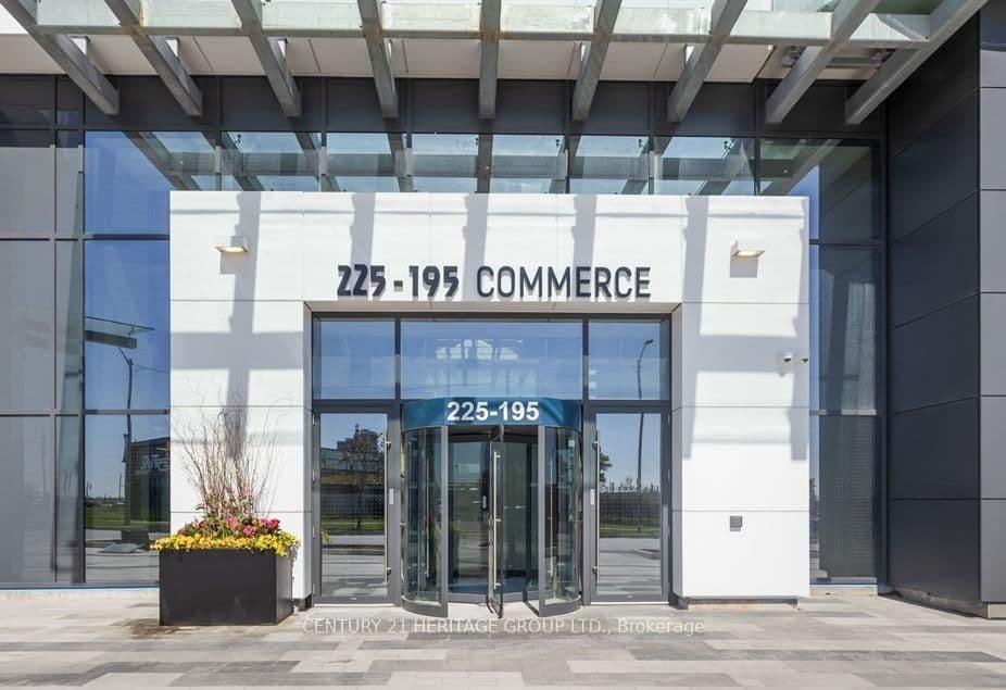 195 Commerce Street, Unit 4901
