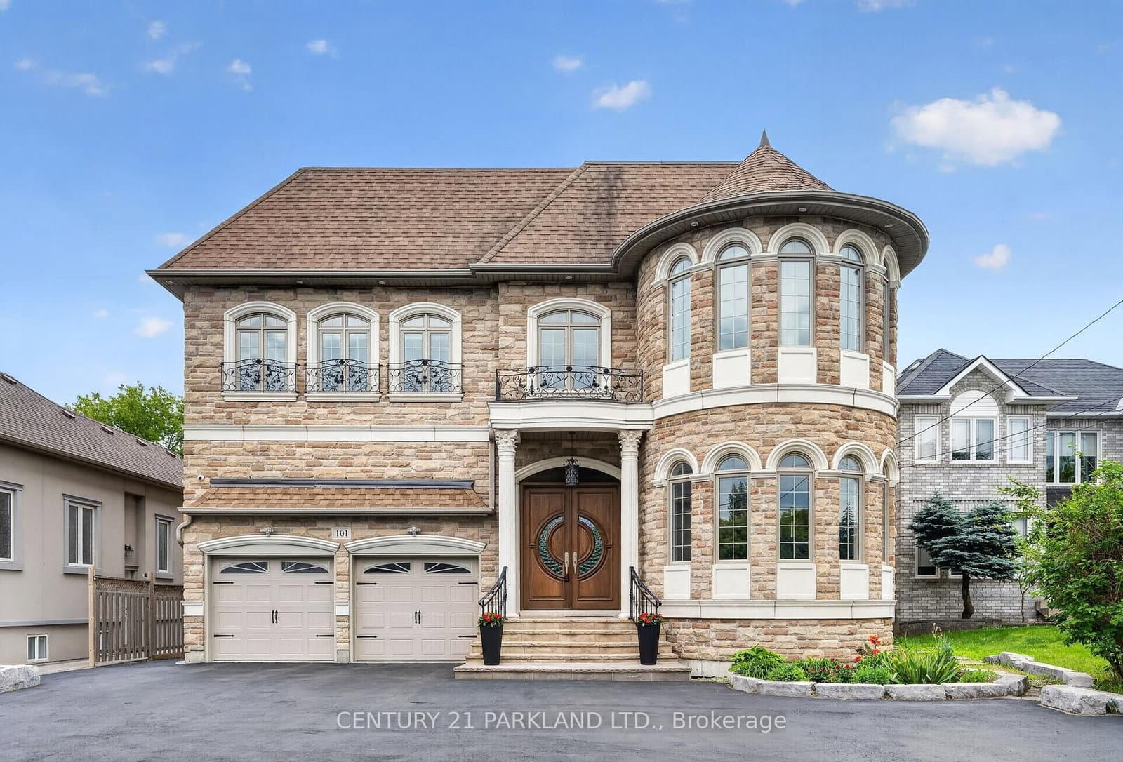 101 Elgin Mills Road W
