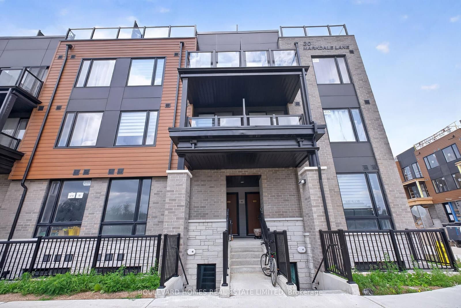 #13 - 30 Markdale Lane