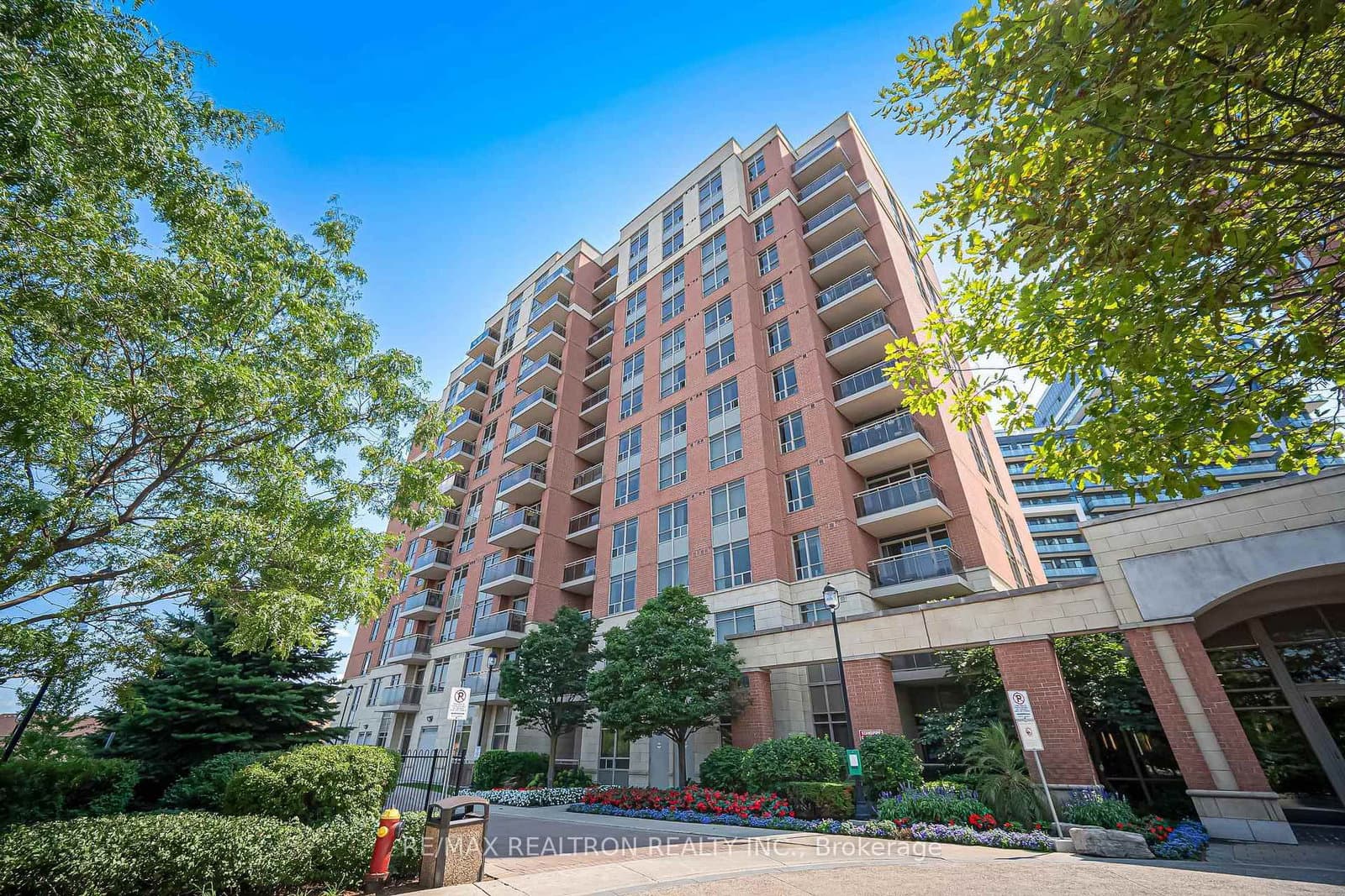 #Lph01 - 73 King William Crescent