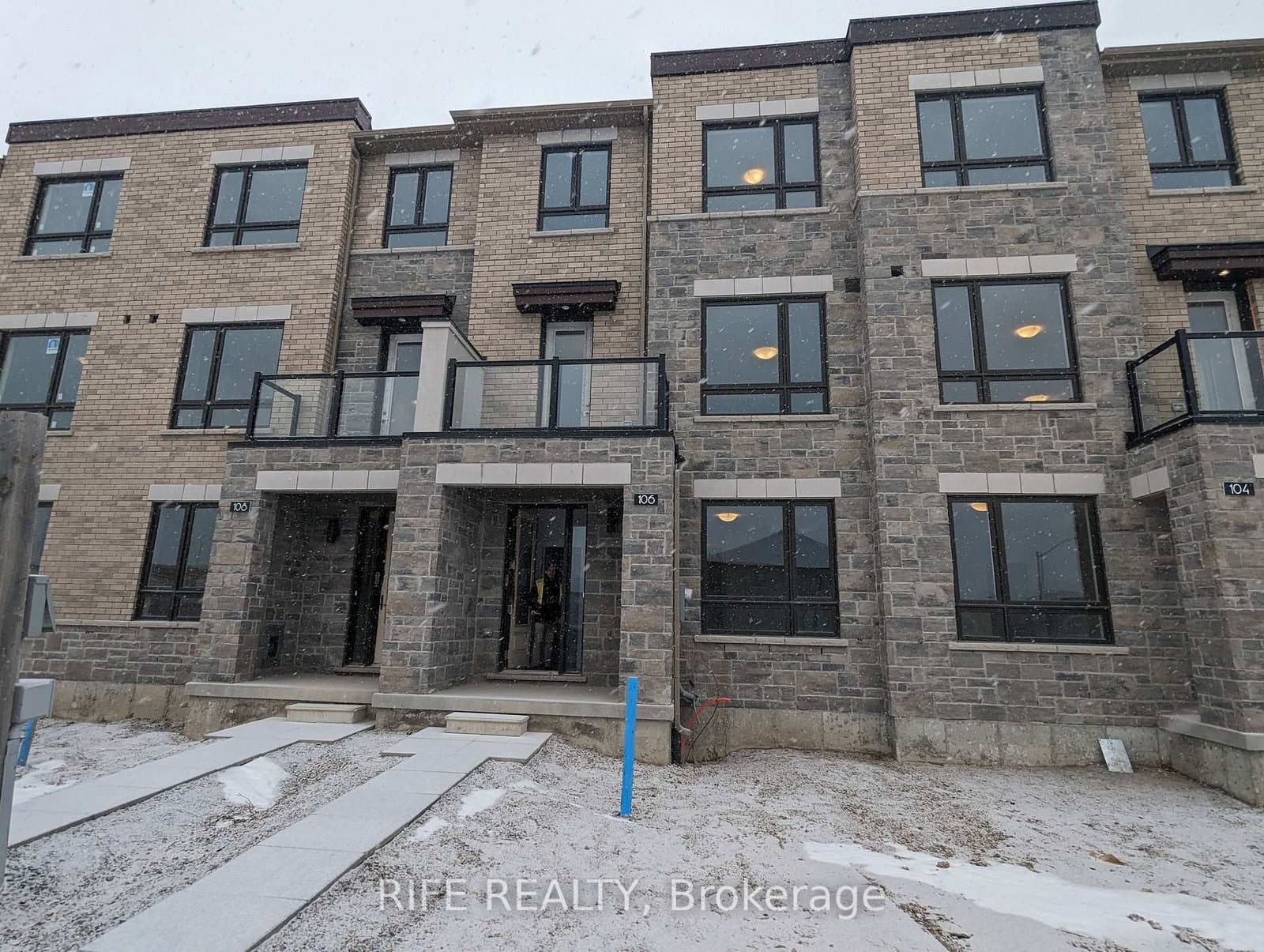 106 Robert Eaton Avenue