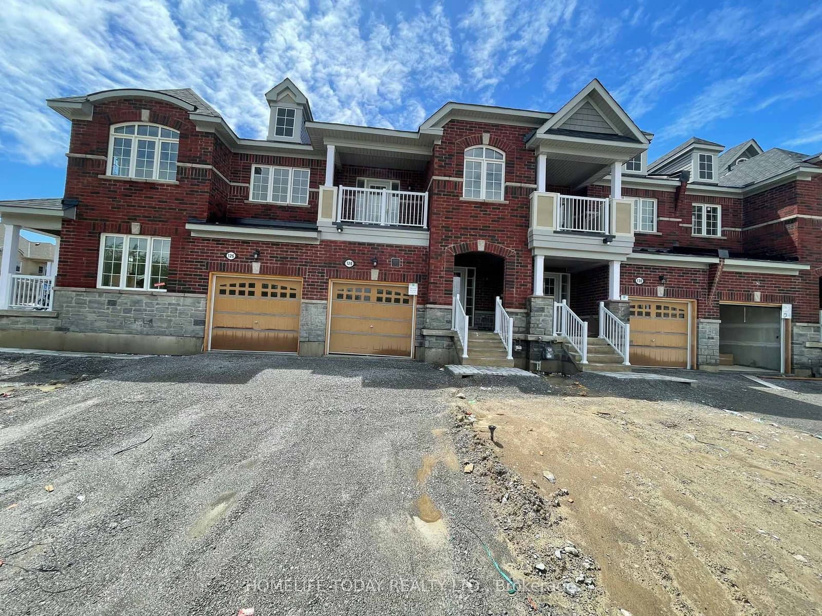 128 Cliff Thompson Crescent