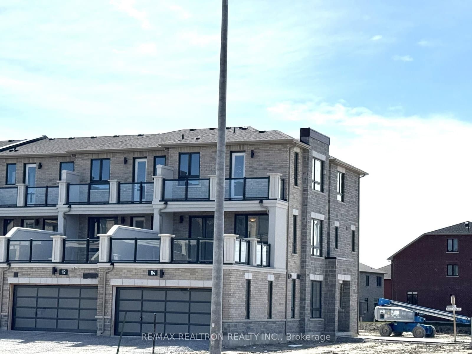 114 Robert Eaton Avenue