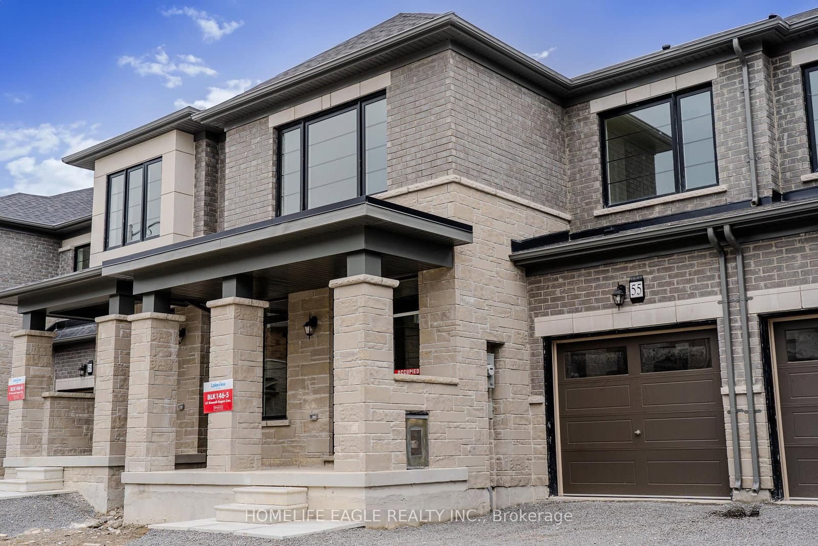 55 Kenneth Roger Crescent