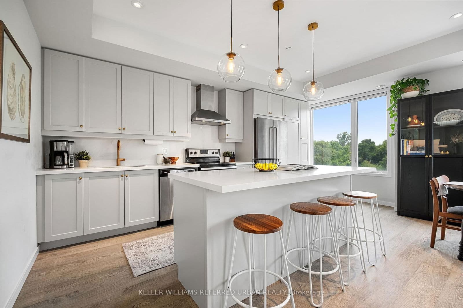 100 Alex Gardner Circle, Unit 8