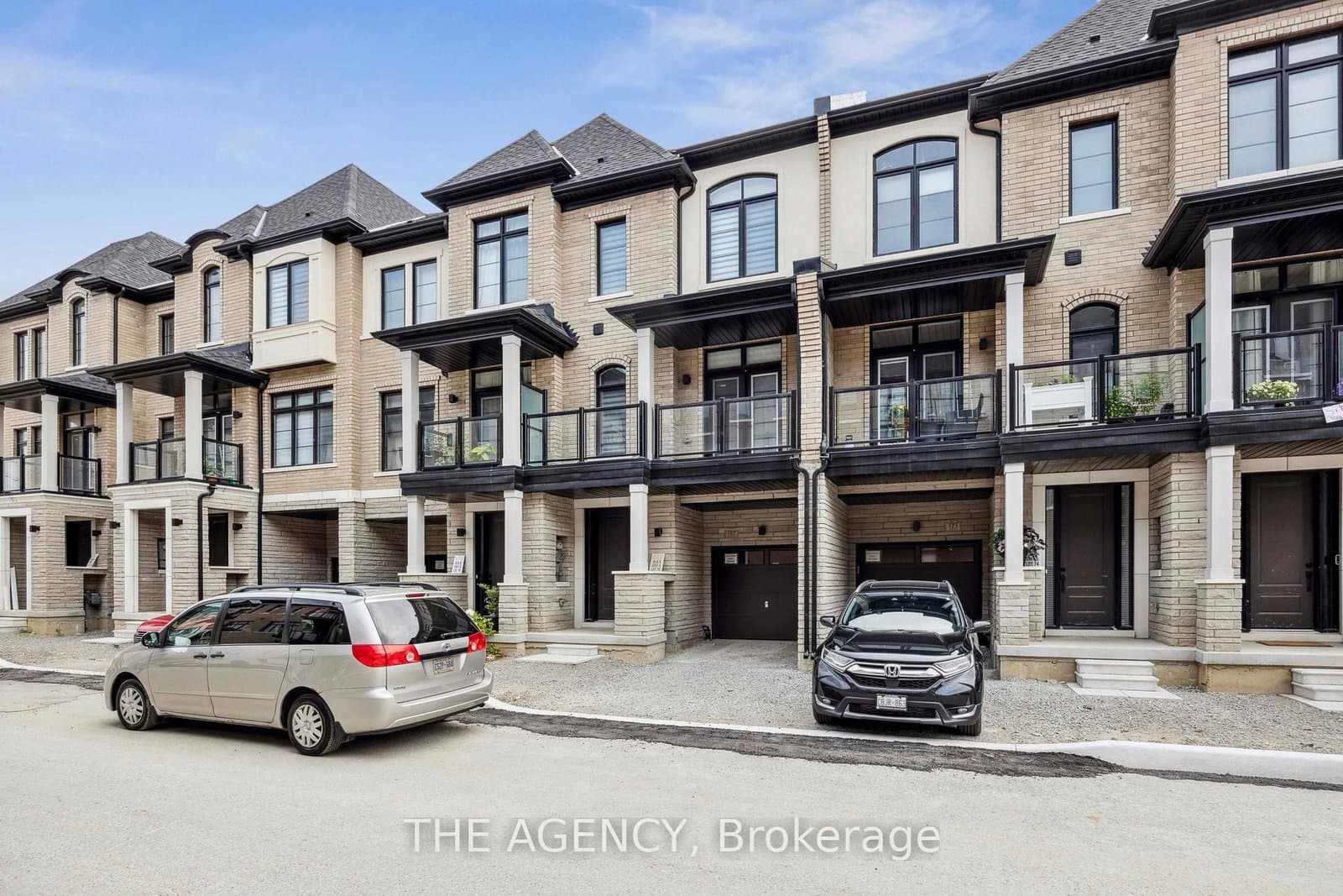 167 De La Roche Drive