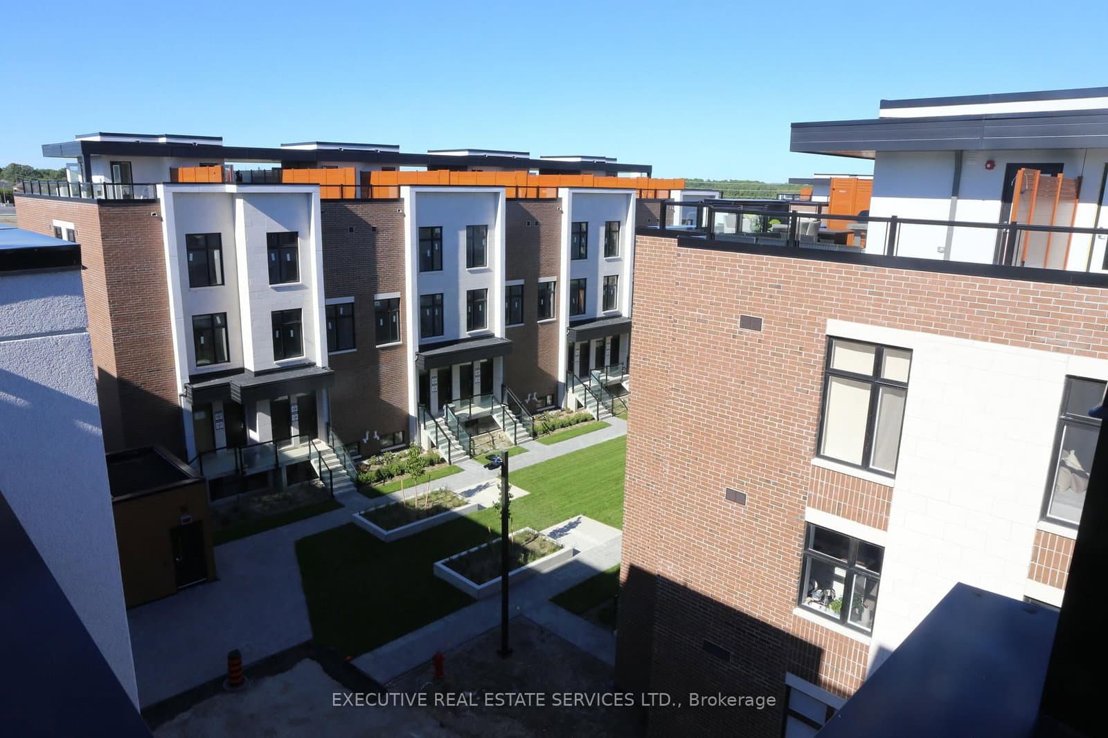 9580 Islington Avenue N, Unit U-231