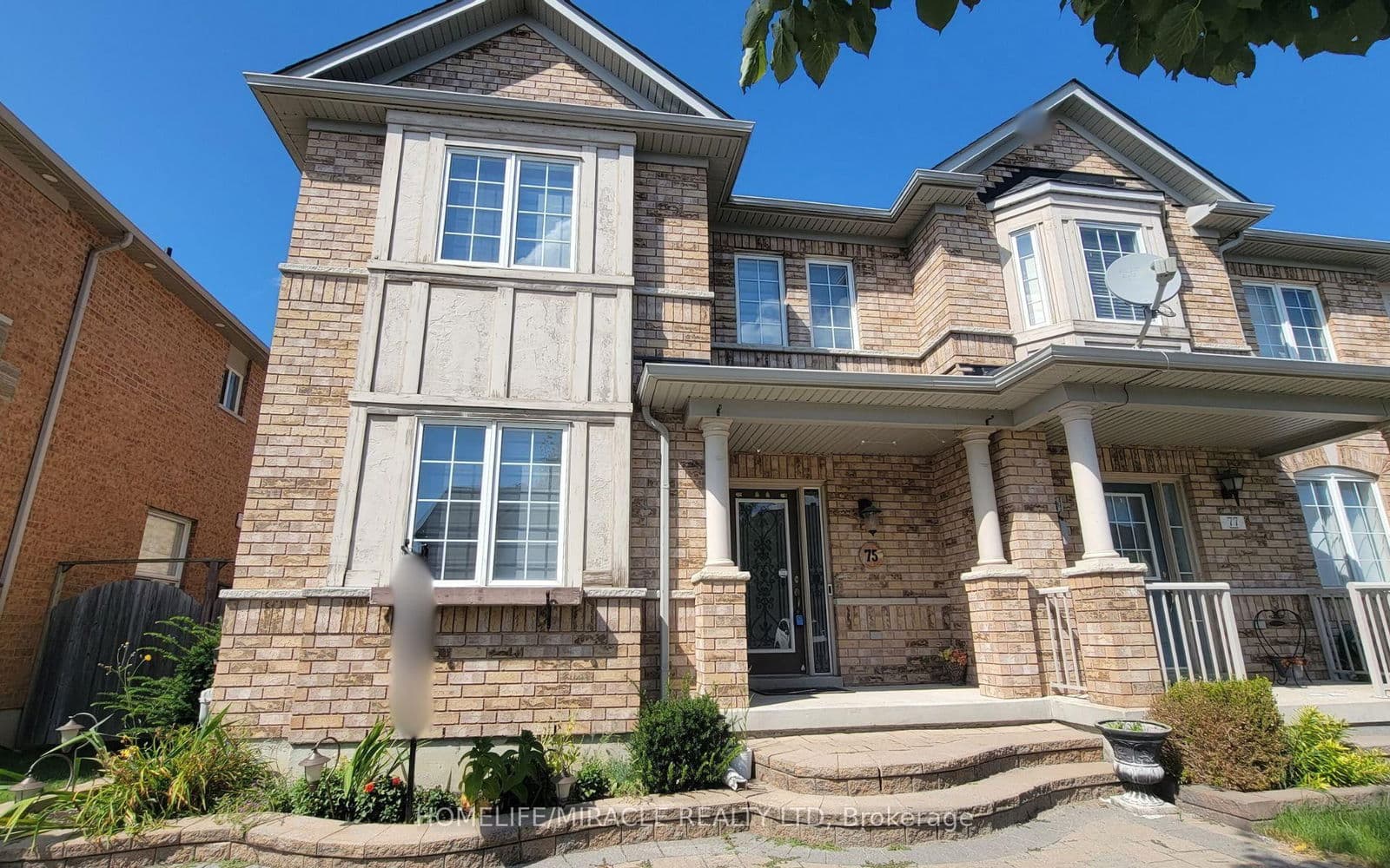 75 Andriana Crescent