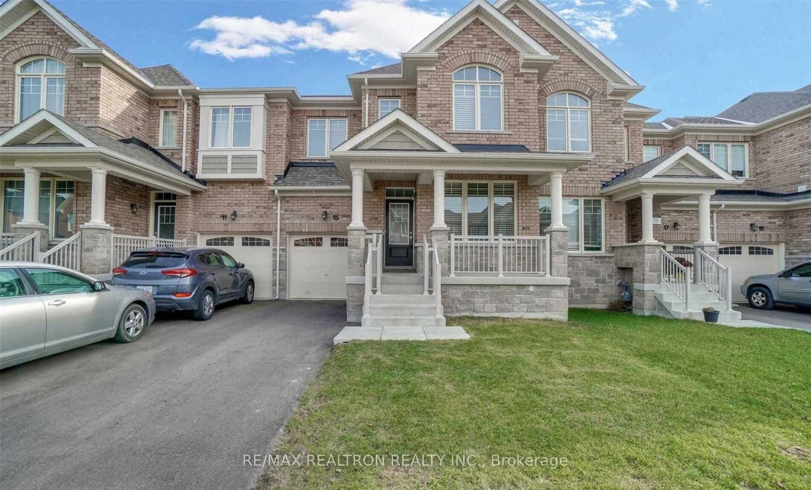 15 Frederick Pearson Street