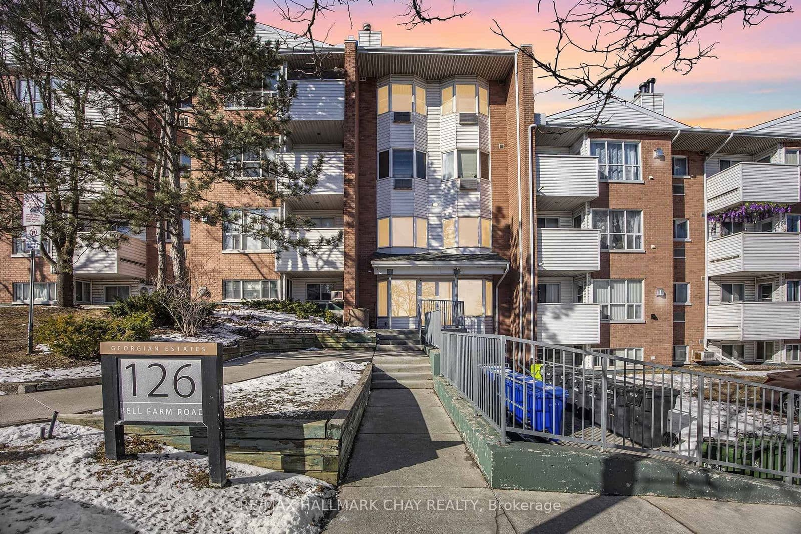 126 Bell Farm Road, Unit 316