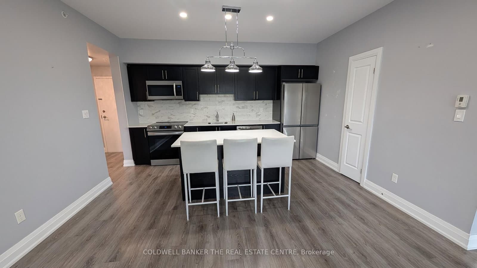 295 Cundles Road E, Unit 310