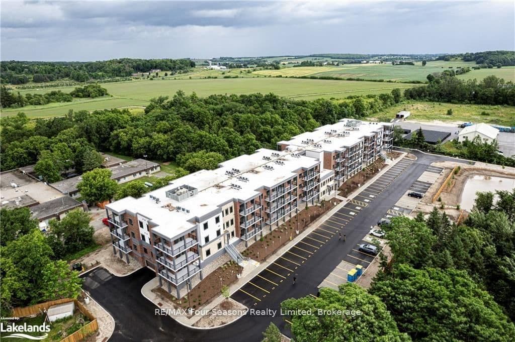 121 Mary Street, Unit 401