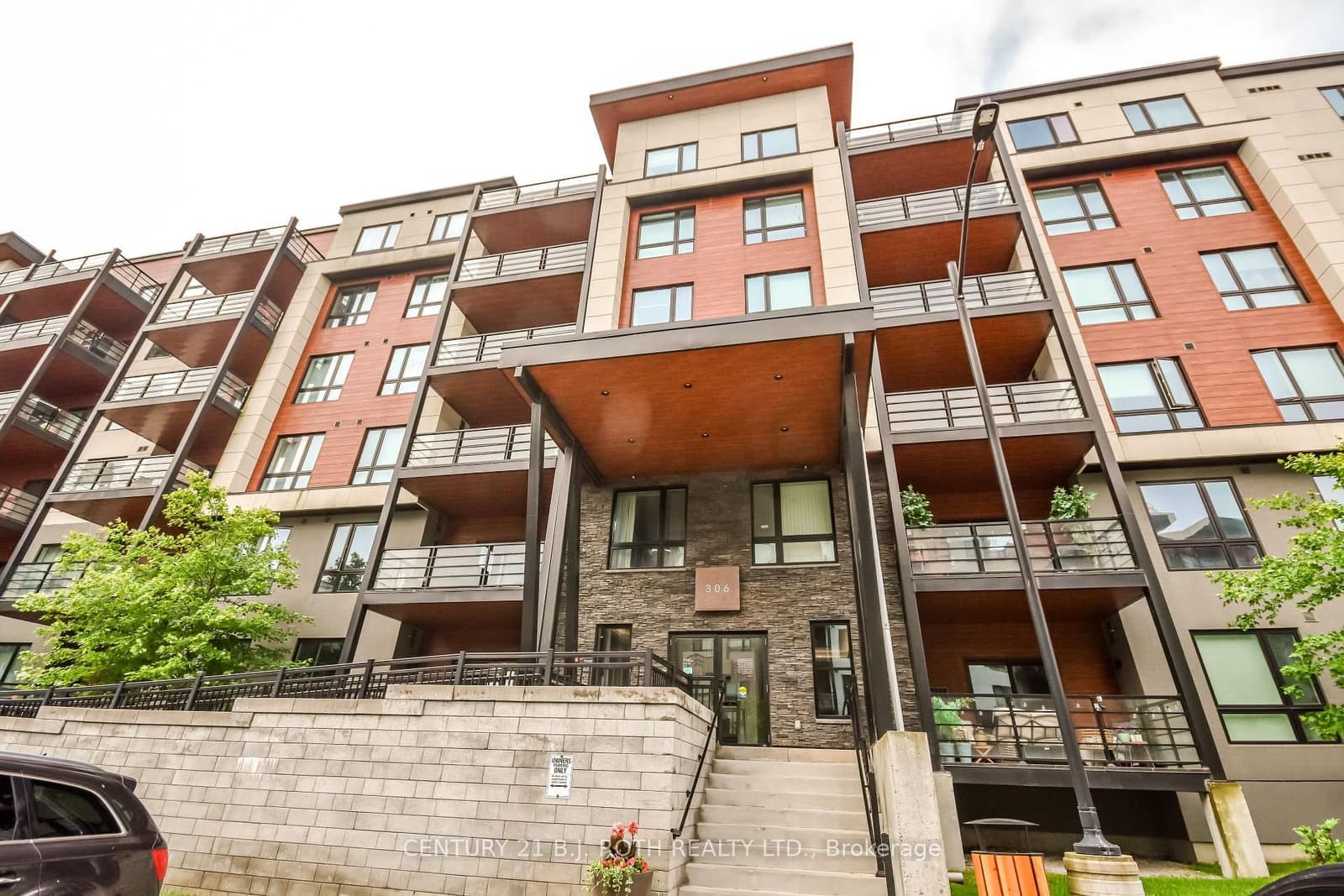 306 Essa Road, Unit 107