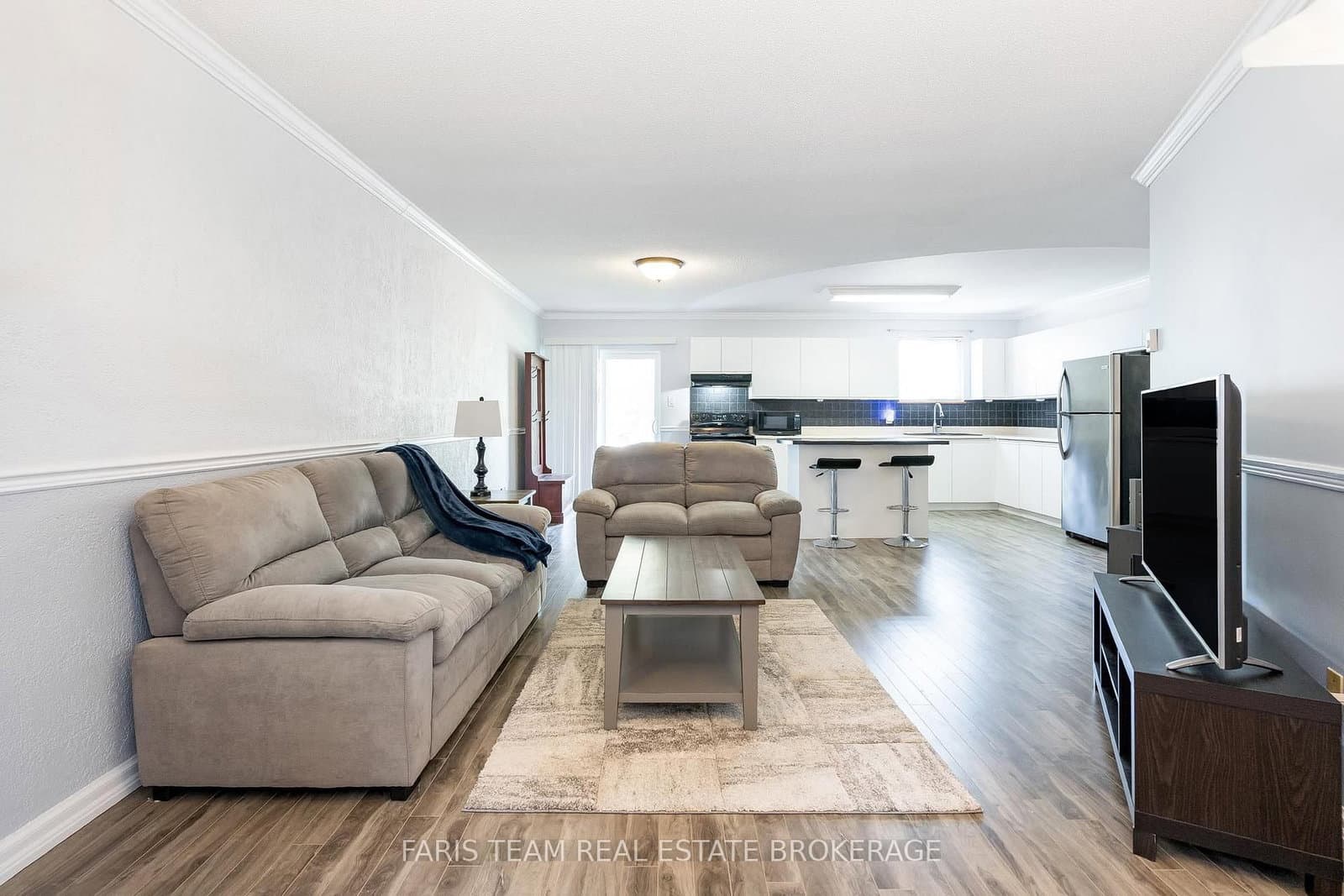 891 River Road W, Unit 5