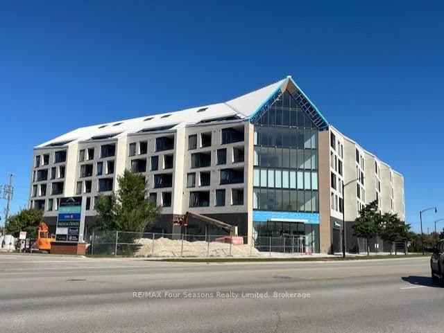 31 Huron Street, Unit 419