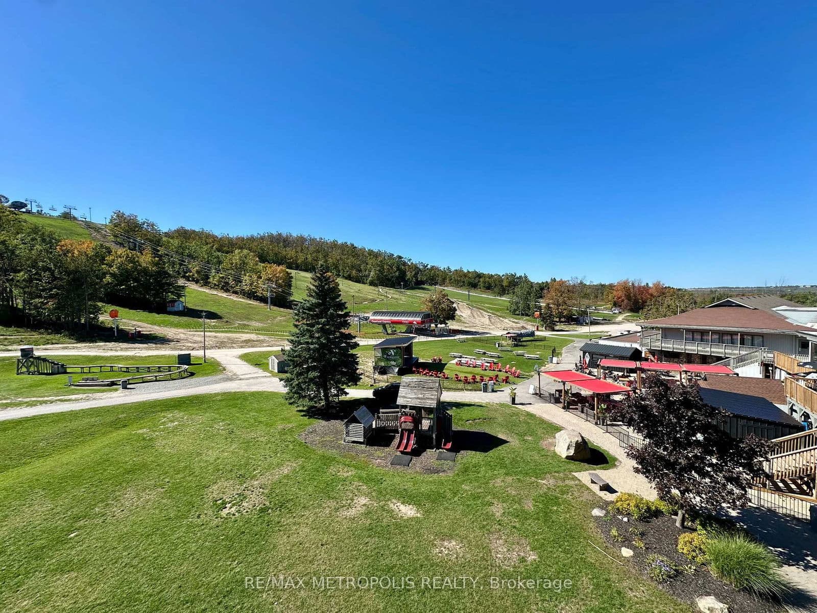 #301 - 80 Horseshoe Boulevard