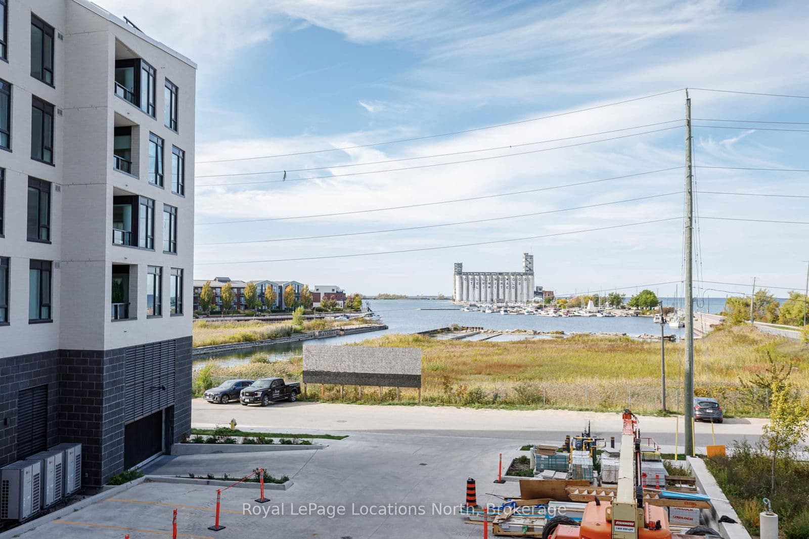 31 HURON Street, Unit 203