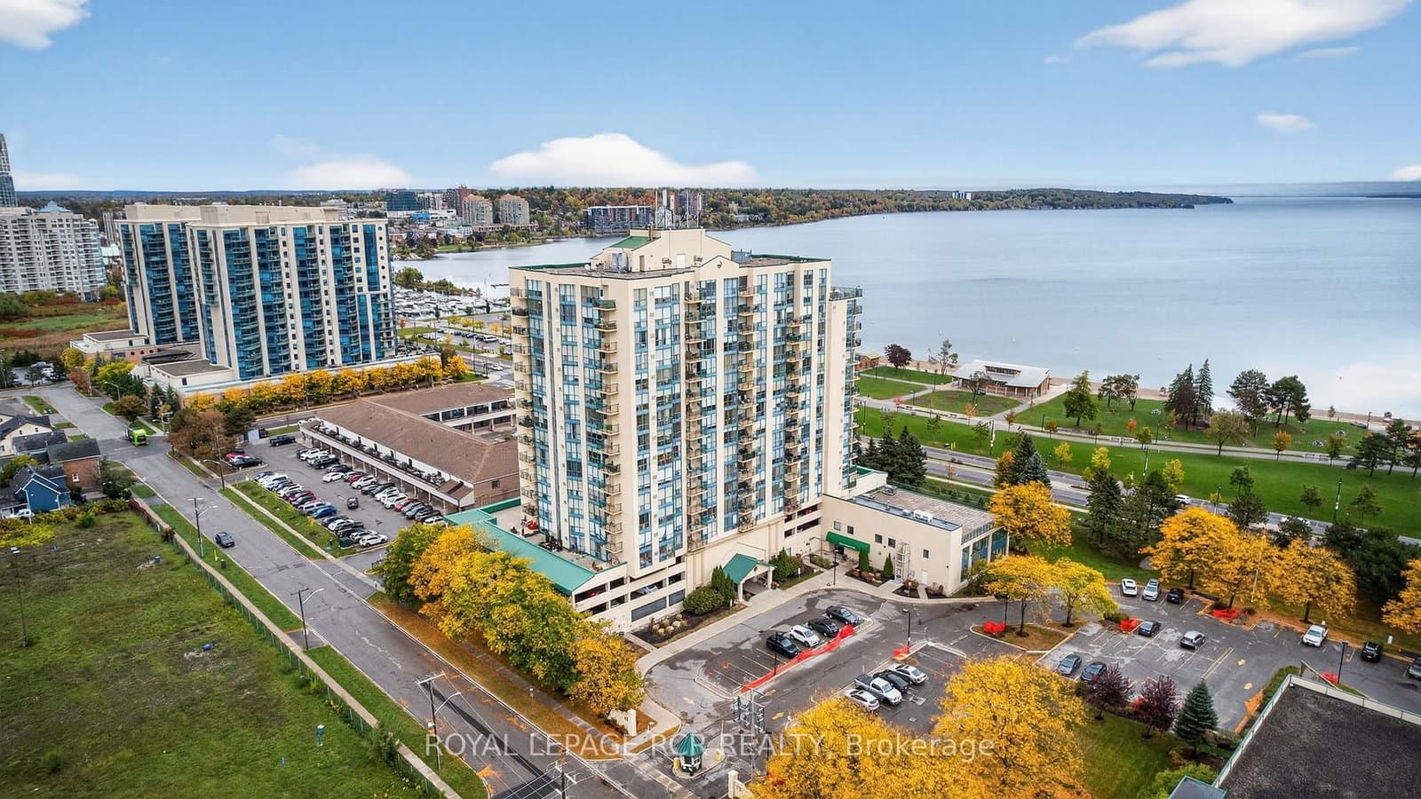 65 Ellen Street, Unit 905