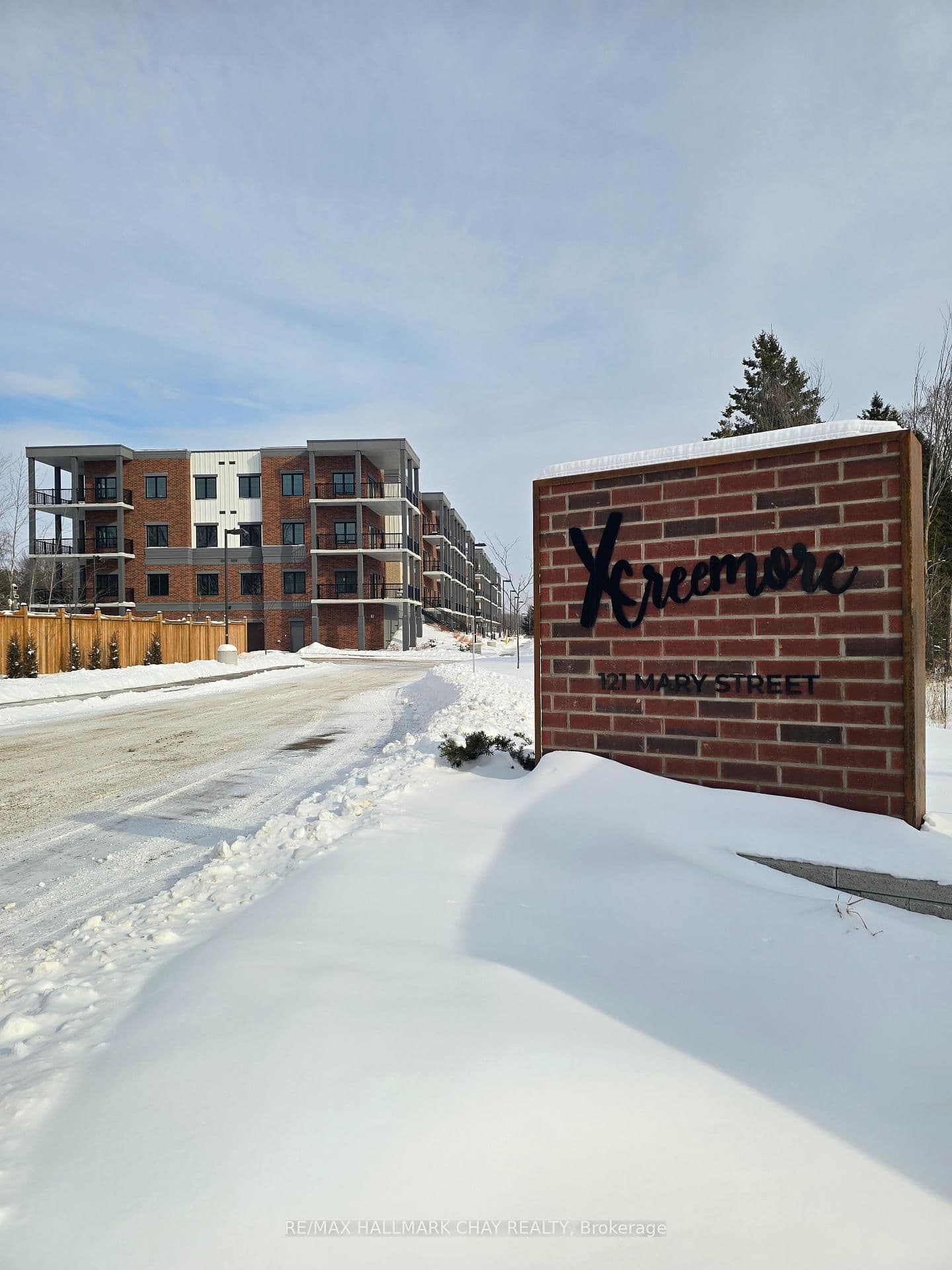 #224 - 121 Mary Street