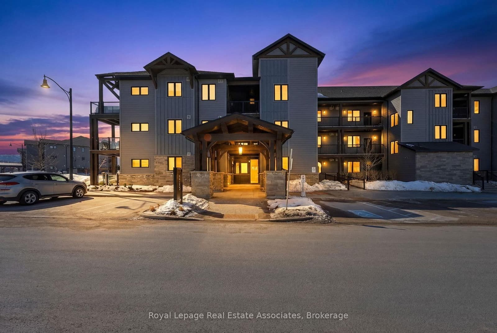 #306 - 10 Beausoleil Lane