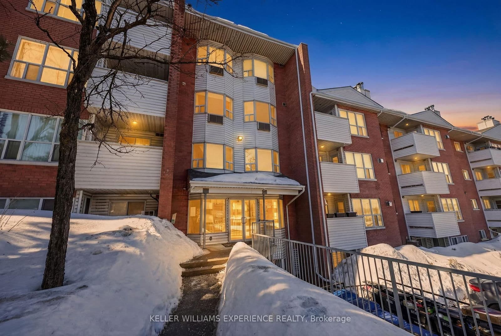 120 Bell Farm Road, Unit 301