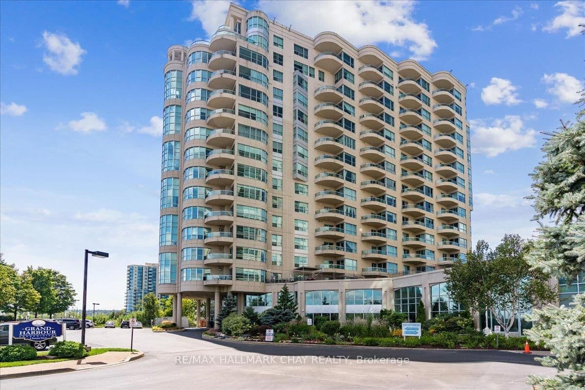 #1404 - 2 Toronto Street