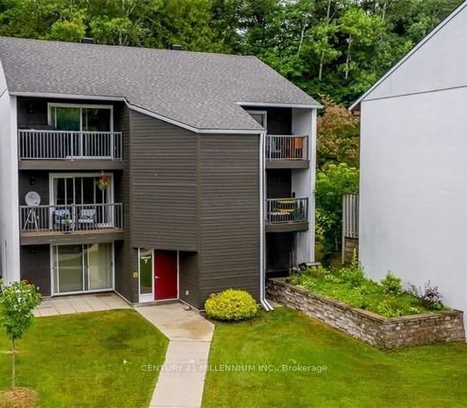 1102 Horseshoe Valley Road W, Unit 114