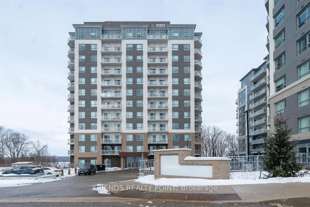 56 Lakeside Terrace, Unit 101