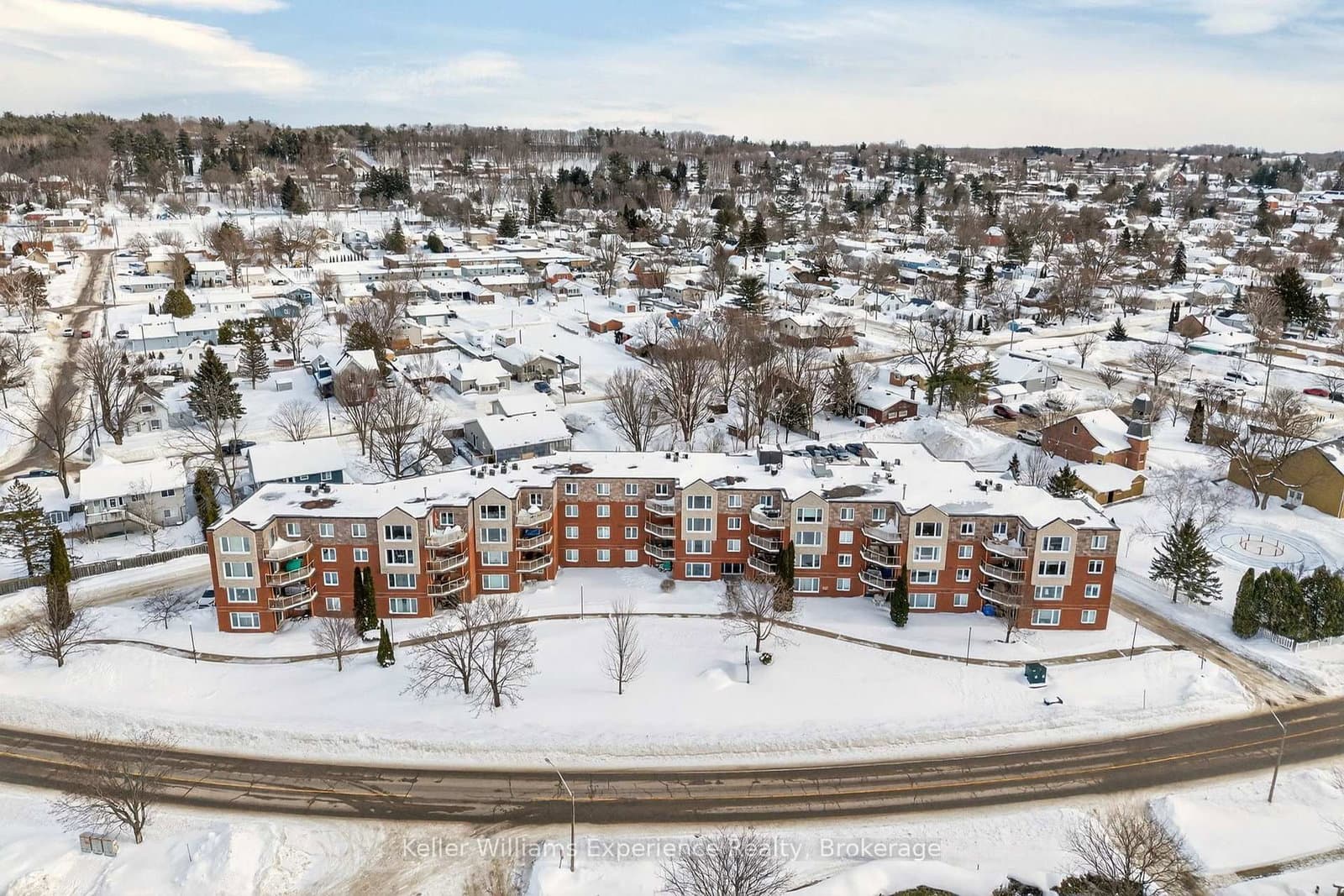 #404 - 11 Beck Boulevard