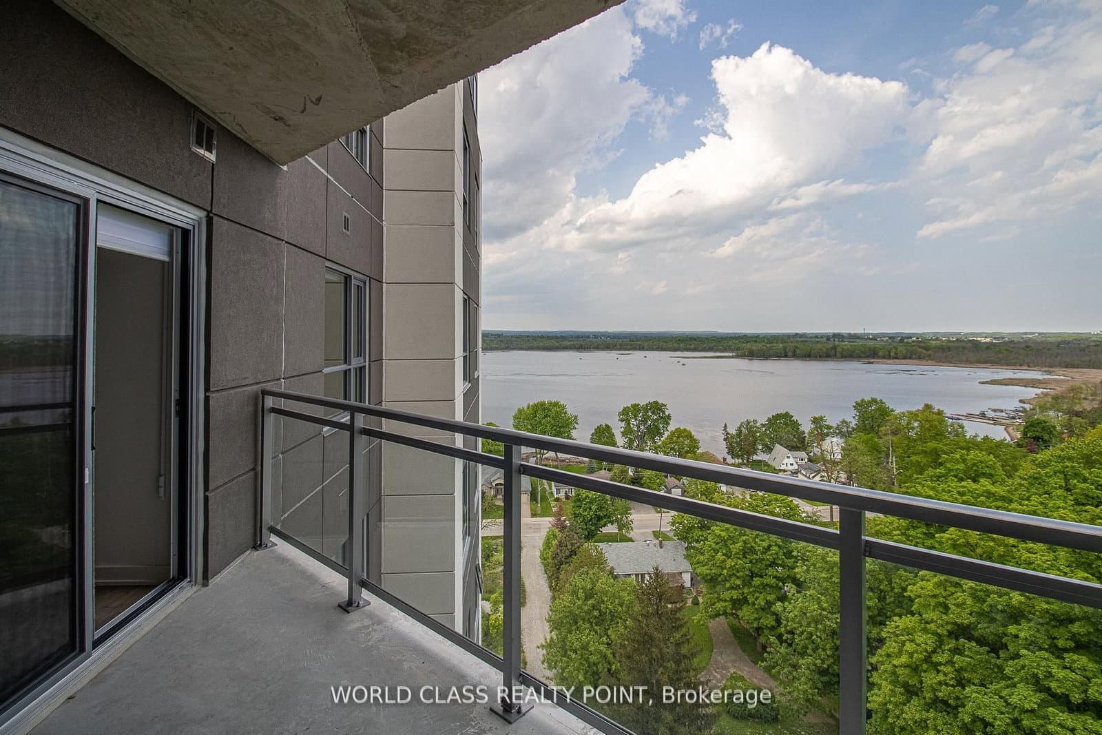 56 Lakeside Terrace, Unit 1007