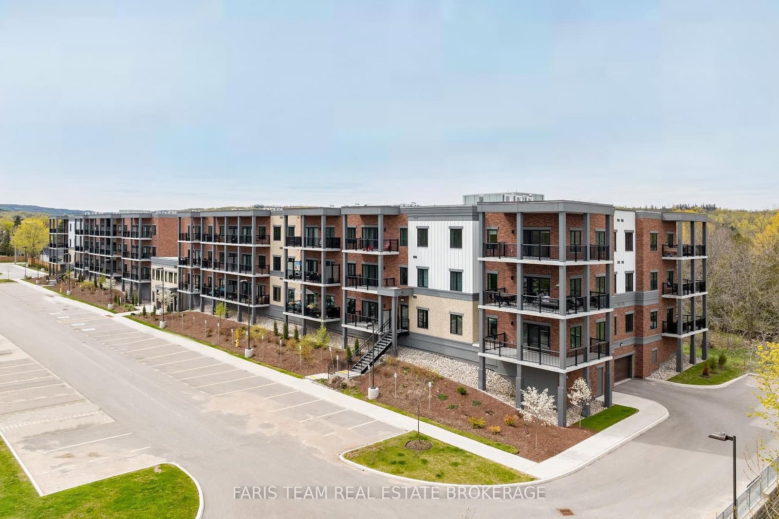 #224 - 121 Mary Street