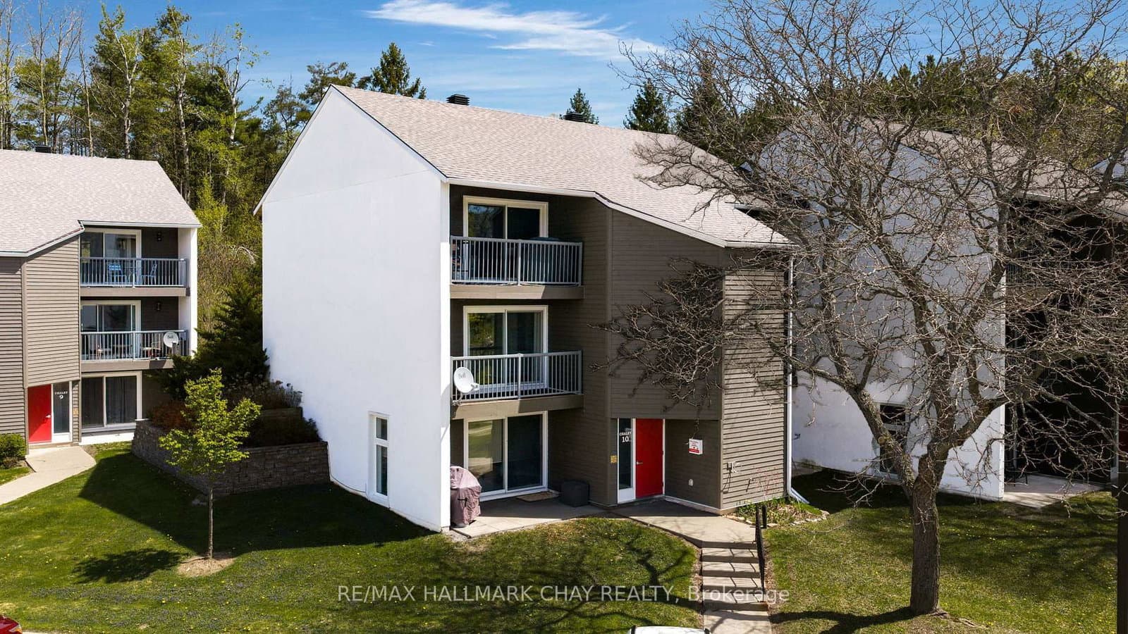 #119 - 1102 Horseshoe Valley Road W