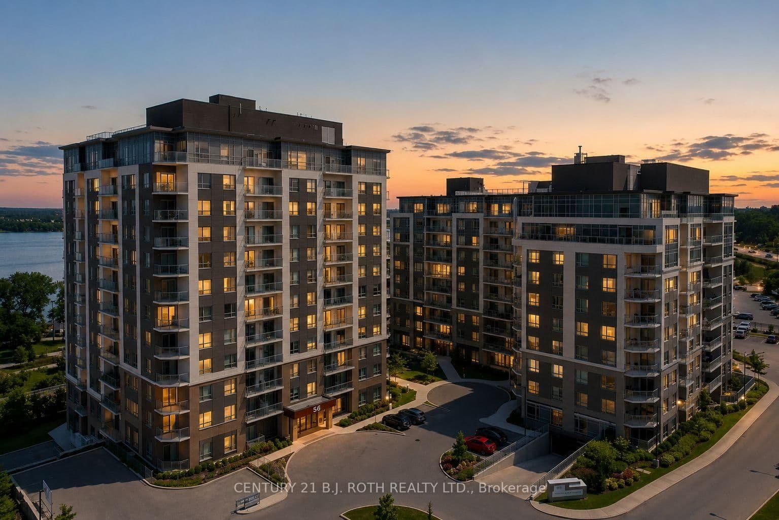 #112 - 58 Lakeside Terrace