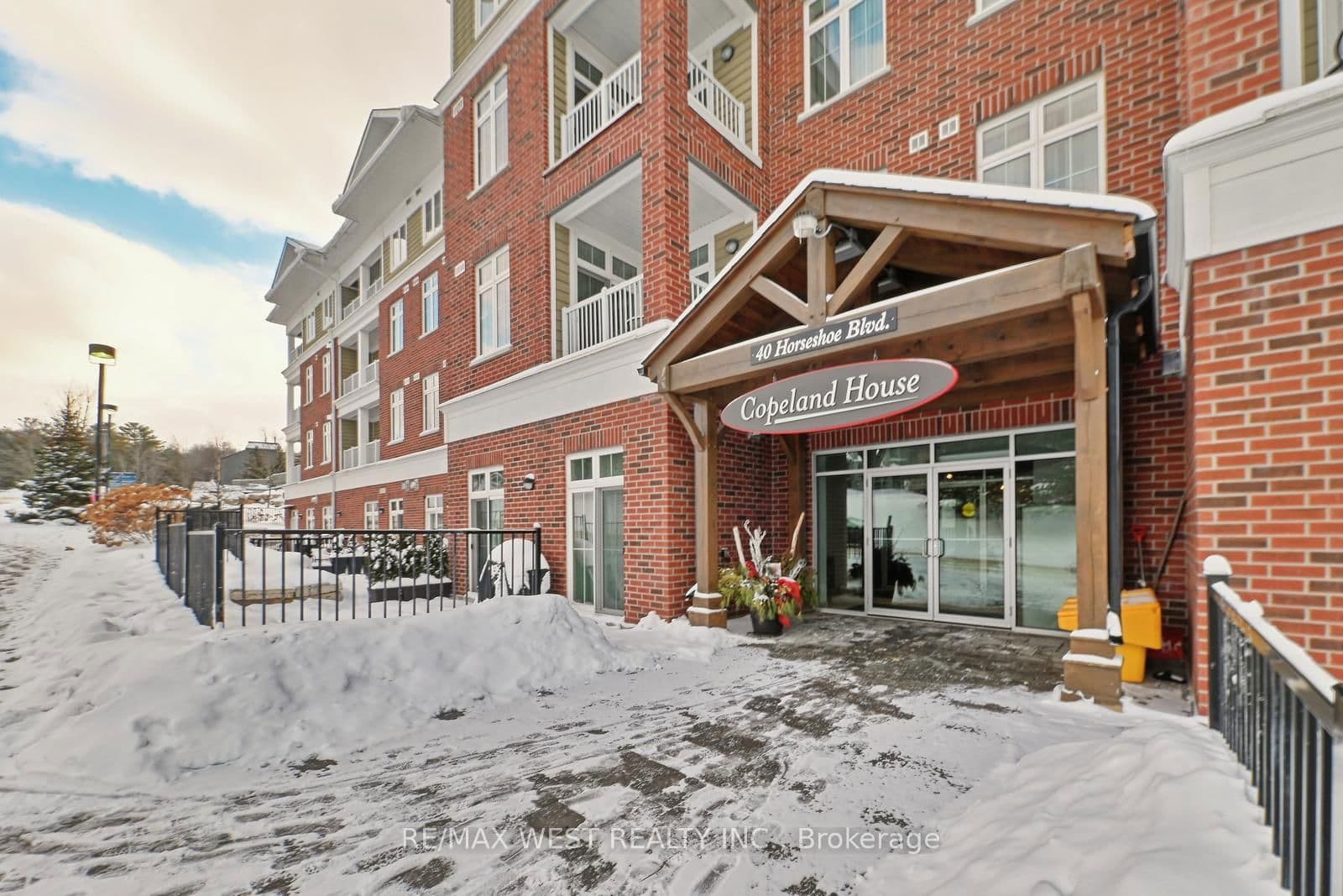 40 Horseshoe Boulevard, Unit 408