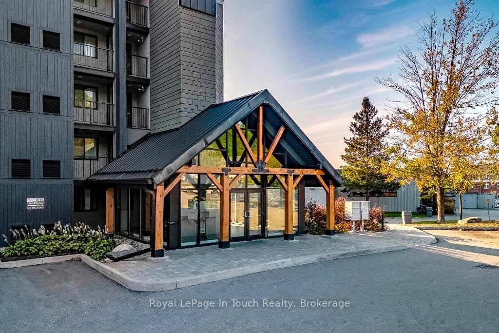 80 Horseshoe Boulevard, Unit G02