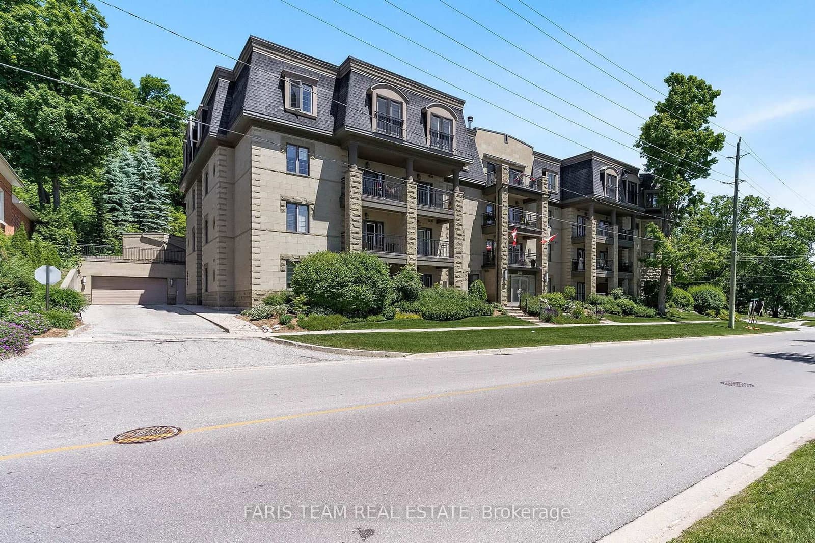 200 Collier Street, Unit 307