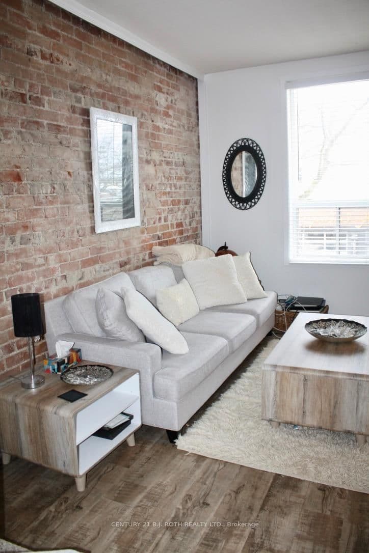 153 Mississaga Street E, Unit A