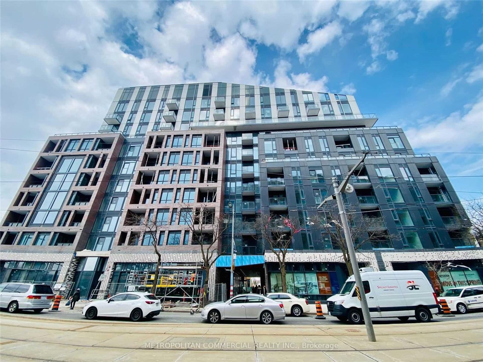 1808 St Clair Avenue W, Unit 904