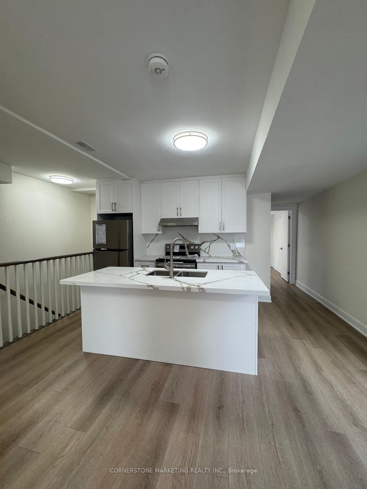 59 Melville (Upper Level) Avenue